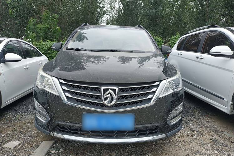 Used Baojun 560 2015 1.8L Manual Elite Edition Exterior 1