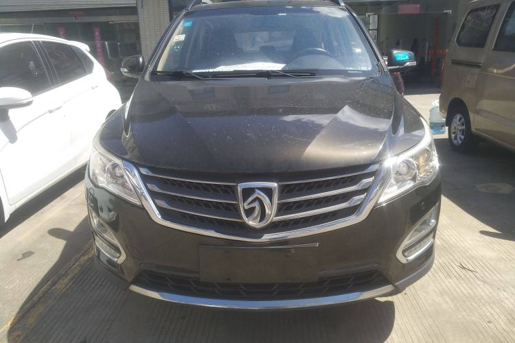 Used Baojun 560 2015 1.8L manual luxury version Exterior 1