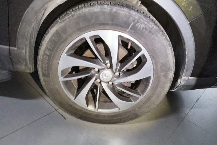 Used Baojun 560 2015 1.8L manual luxury version Exterior 1