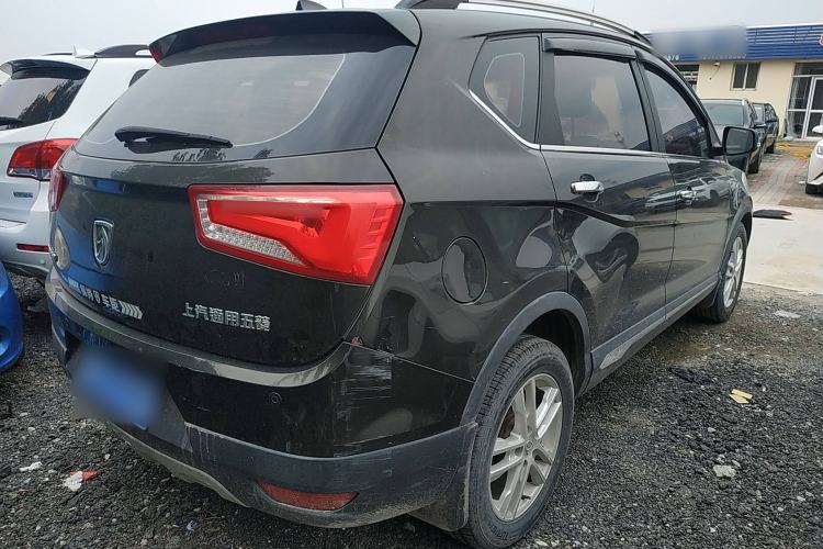 Used Baojun 560 2015 1.8L Manual Elite Edition Exterior 3