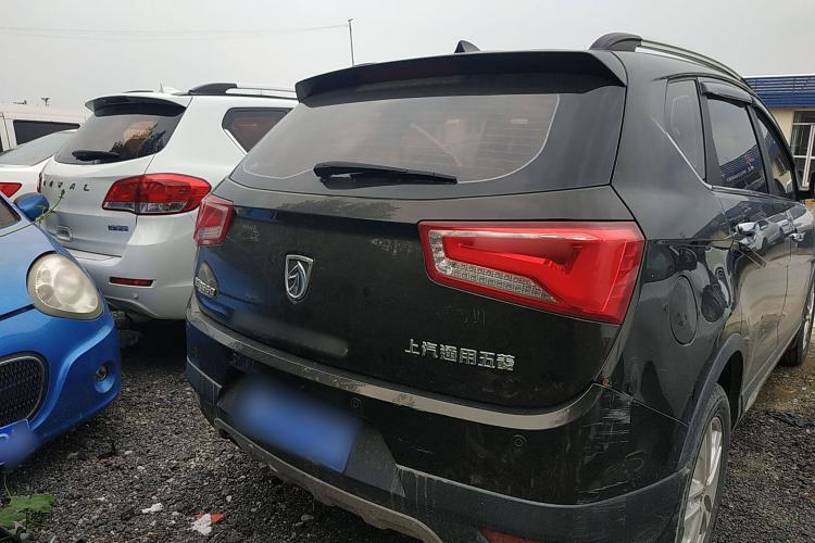 Used Baojun 560 2015 1.8L Manual Elite Edition Exterior 4