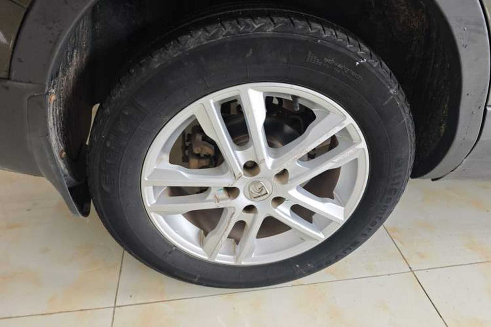 Used Baojun 560 2015 1.8L manual Comfort trim level Exterior 4