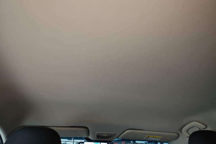 Used Baojun 560 2015 1.8L Manual Elite Edition Headliner