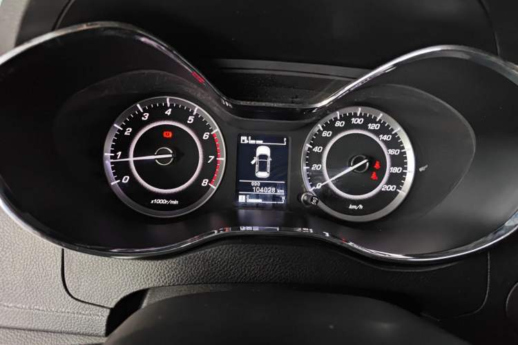 Used Baojun 560 2015 1.8L Manual Elite Edition Instrument Cluster