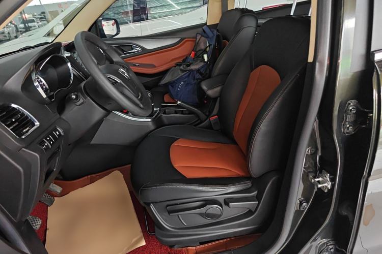 Used Baojun 560 2015 1.8L Manual Elite Edition Left Front Seat