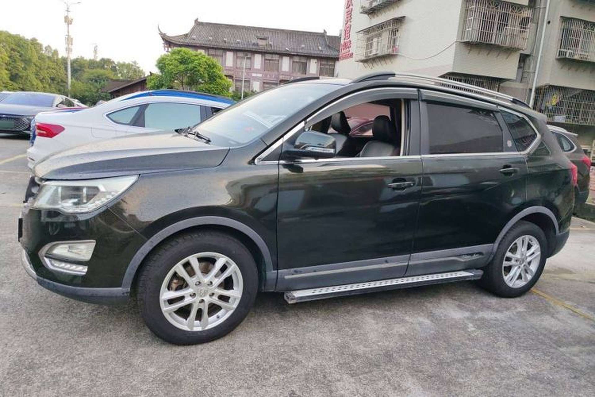 Used Baojun 560 2015 1.8L manual Comfort trim level Left Side