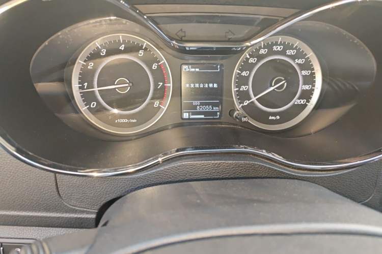 Used Baojun 560 2015 1.8L manual luxury version Odometer Close Up