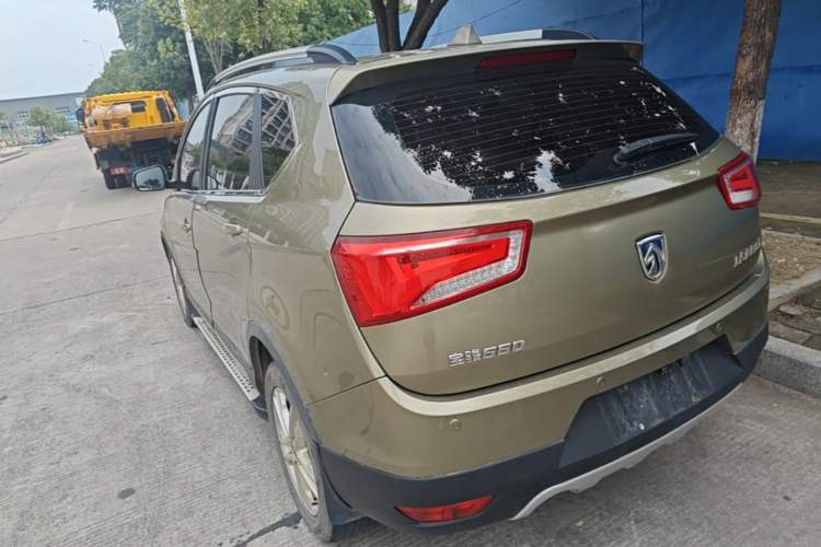 Used Baojun 560 2015 1.8L manual Comfort trim level Rear Left 45 Deg