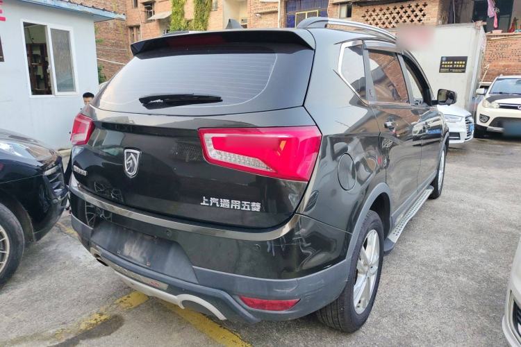 Used Baojun 560 2015 1.8L manual Comfort trim level Rear Right 45 Deg