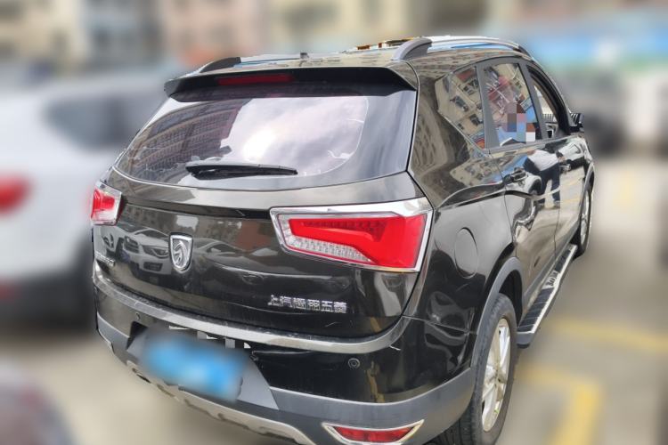 Used Baojun 560 2015 1.8L manual Comfort trim level Rear Right 45 Deg
