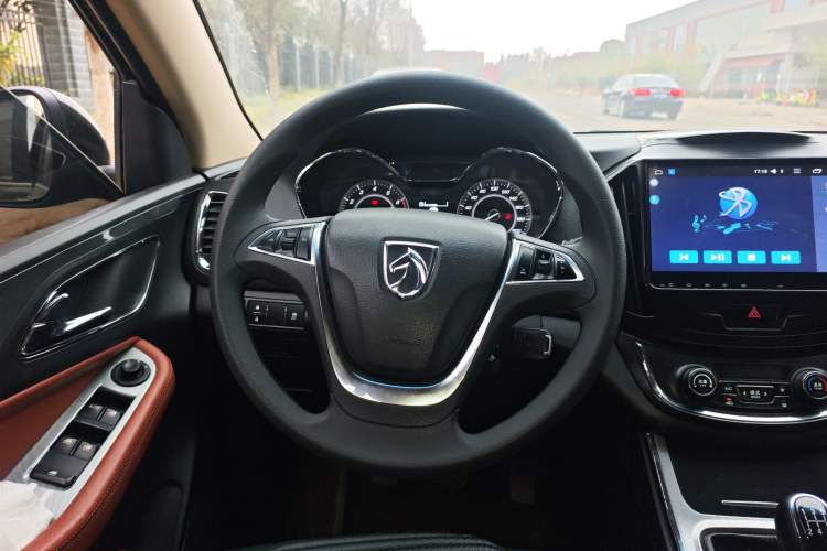 Used Baojun 560 2015 1.8L Manual Elite Edition Steering Wheel