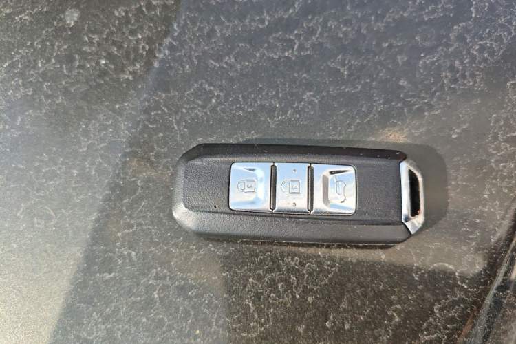 Used Baojun 560 2015 1.8L manual luxury version Vehicle Key