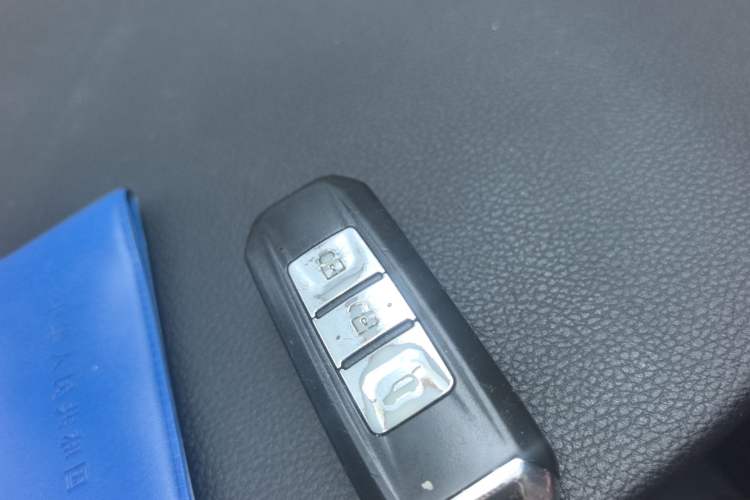 Used Baojun 560 2015 1.8L manual luxury version Vehicle Key