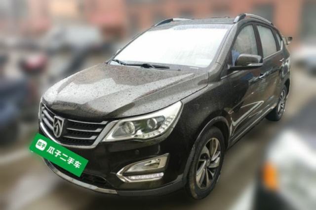 Used Baojun 560 2015 1.8L manual luxury version