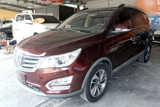 Used Baojun 560 2015 1.8L manual luxury version