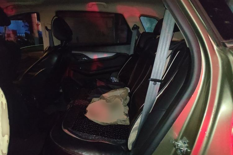Used Baojun 560 2015 1.8L manual luxury version Left Rear Seat