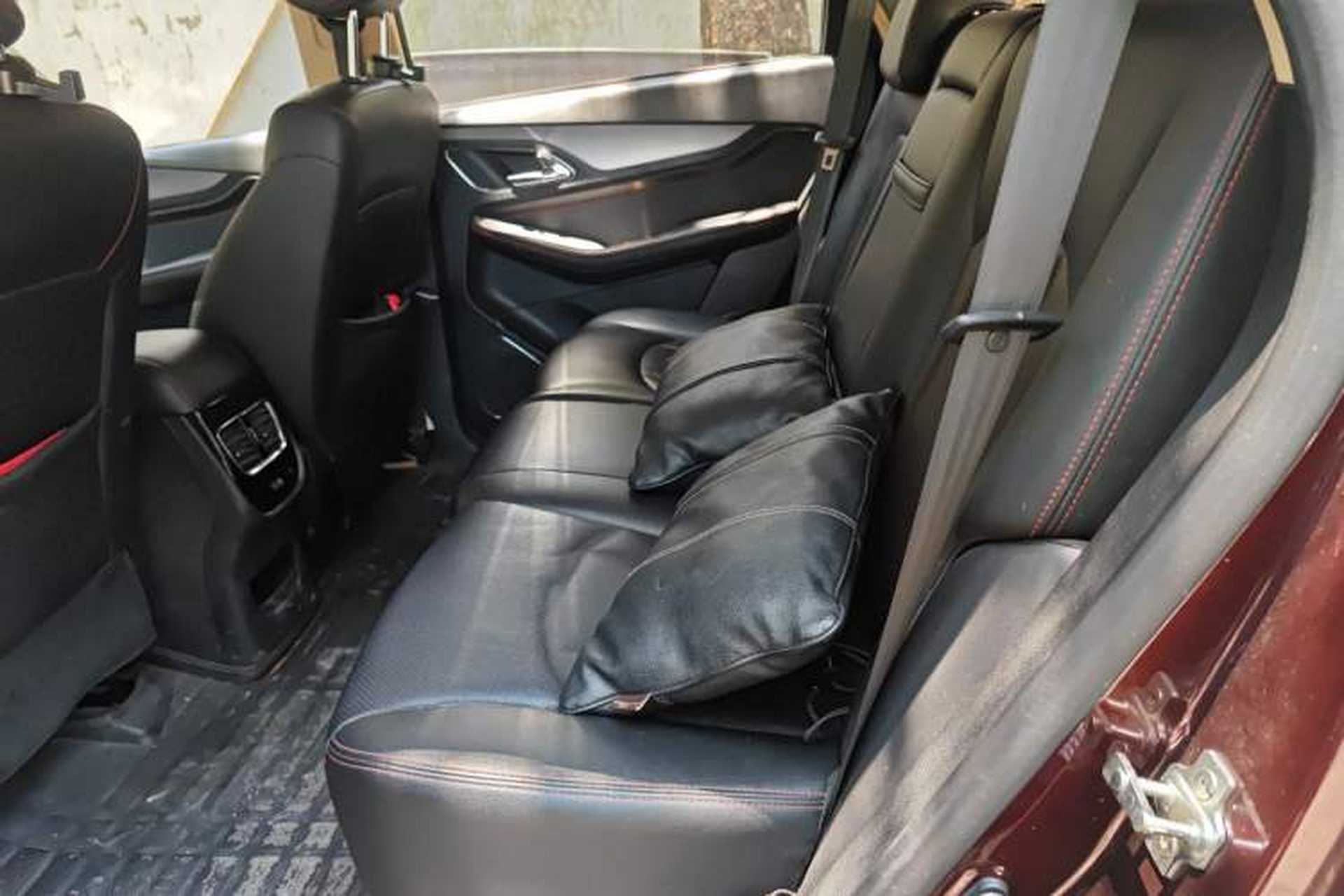 Used Baojun 560 2015 1.8L manual luxury version Left Rear Seat