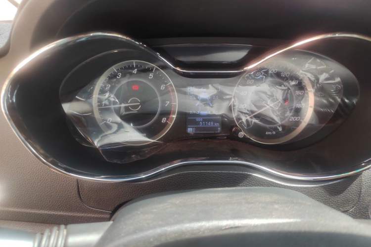 Used Baojun 560 2015 1.8L Manual Elite Edition Odometer Close Up