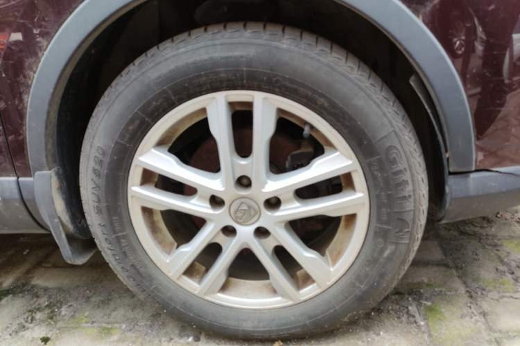 Used Baojun 560 2015 1.8L Manual Elite Edition Right Front Wheel Hub