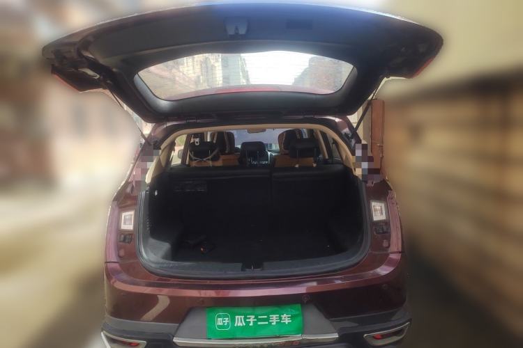 Used Baojun 560 2015 1.8L Manual Elite Edition Trunk