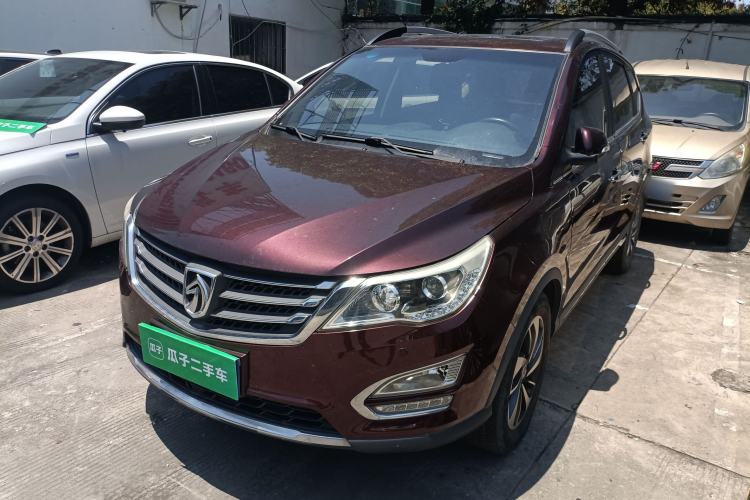 Used Baojun 560 2015 1.8L manual luxury version Guazi used car, China used car export, Used car for sale, Used  cars, Cheapest cars for sale