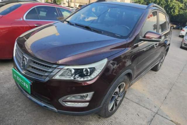 Used Baojun 560 2015 1.8L manual luxury version