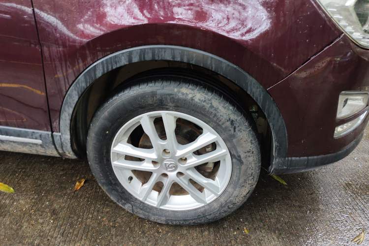 Used Baojun 560 2015 1.8L Manual Elite Edition Right Front Wheel Hub