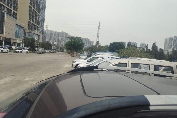 Used Baojun 560 2015 1.8L manual luxury version Roof