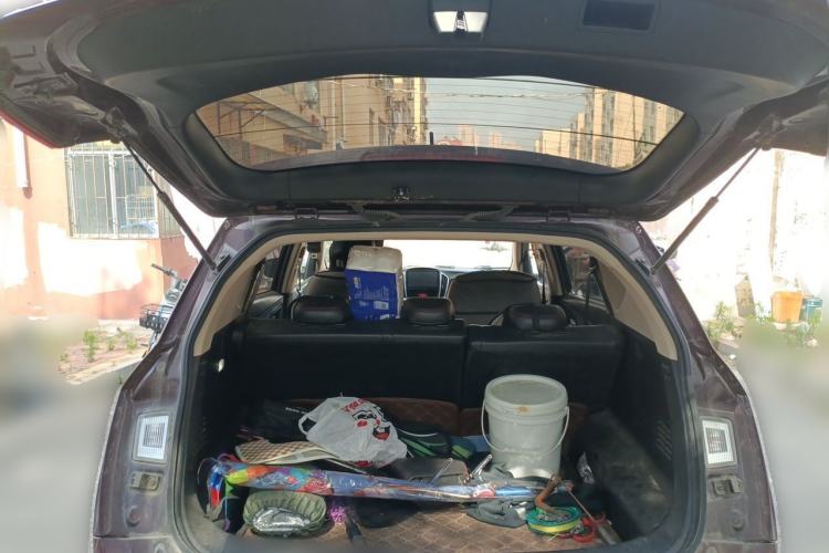 Used Baojun 560 2015 1.8L Manual Elite Edition Trunk