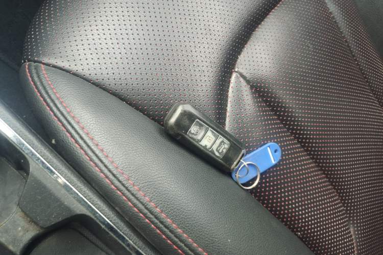 Used Baojun 560 2015 1.8L manual luxury version Vehicle Key