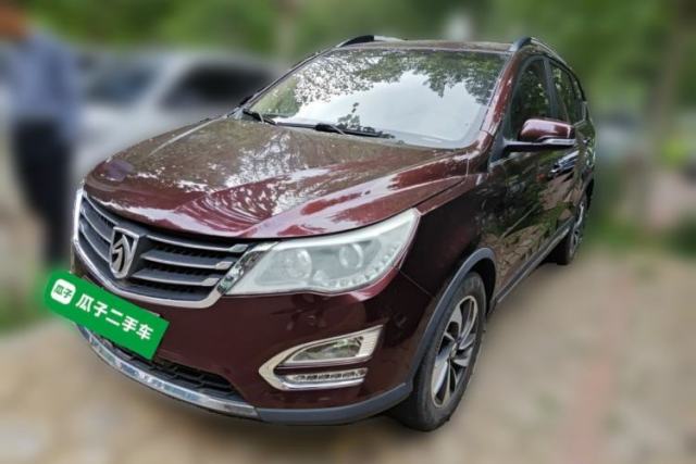 Used Baojun 560 2015 1.8L manual luxury version