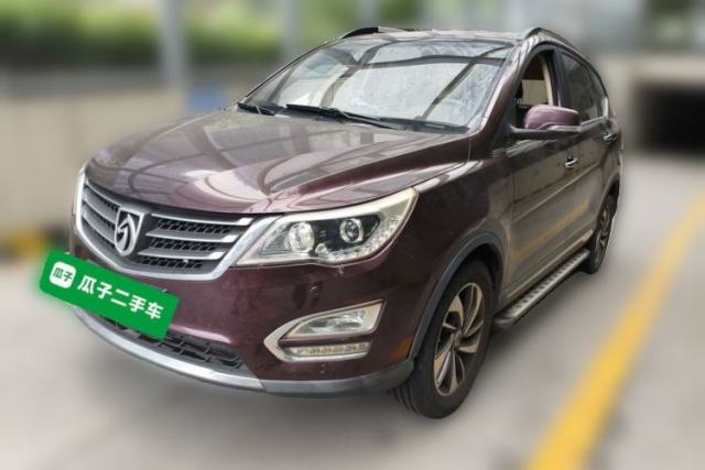 Used Baojun 560 2015 1.8L manual luxury version
