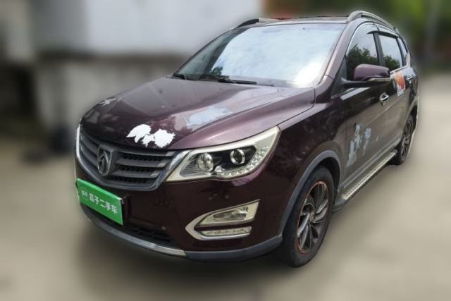 Used Baojun 560 2015 1.8L manual luxury version