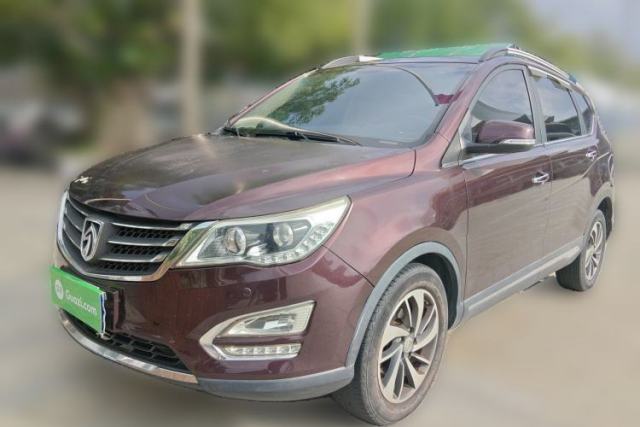 Used Baojun 560 2015 1.8L manual luxury version