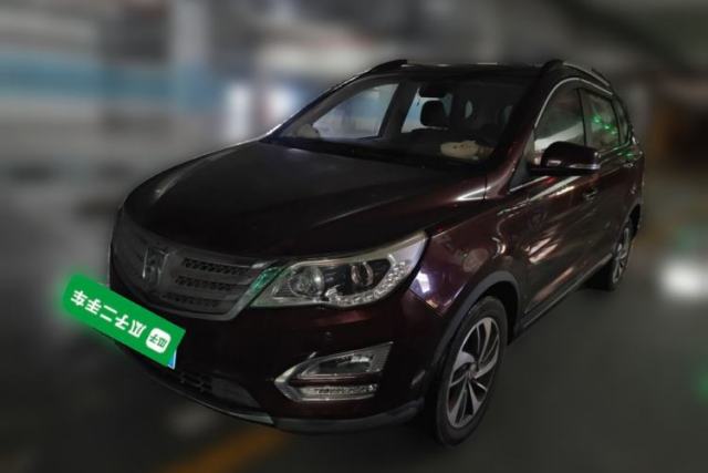 Used Baojun 560 2015 1.8L manual luxury version