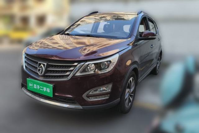 Used Baojun 560 2015 1.8L manual luxury version