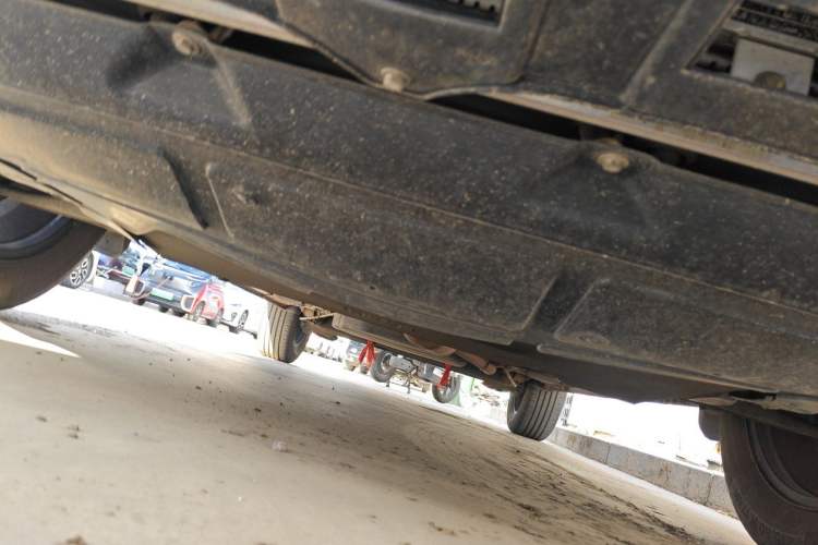 Used Baojun 560 2015 1.8L manual luxury version Chassis Front