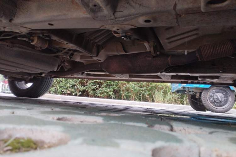 Used Baojun 560 2015 1.8L manual luxury version Chassis Front Right