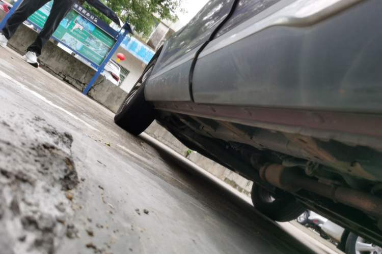 Used Baojun 560 2015 1.8L manual luxury version Chassis Rear Left