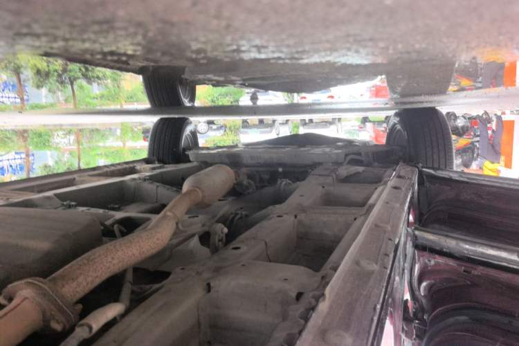 Used Baojun 560 2015 1.8L manual luxury version Chassis Rear Left
