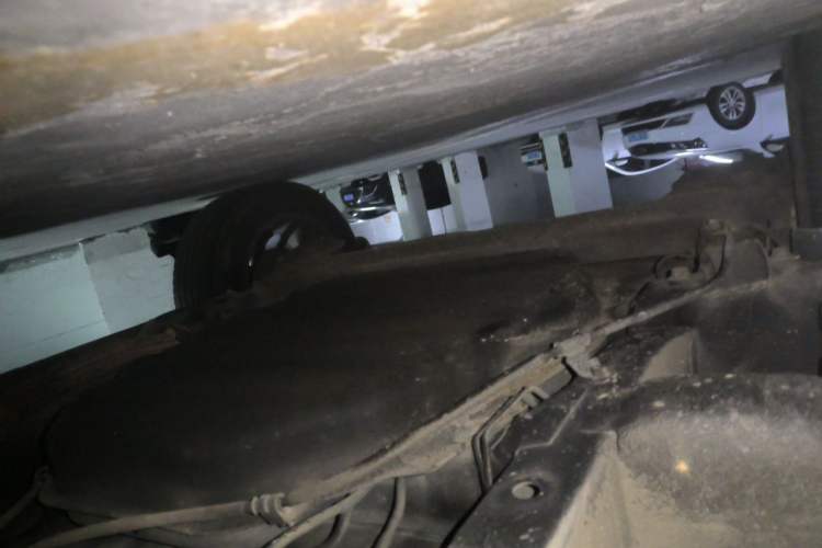 Used Baojun 560 2015 1.8L manual luxury version Chassis Rear Right