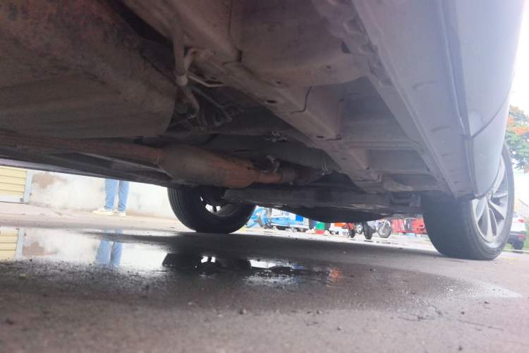 Used Baojun 560 2015 1.8L manual luxury version Chassis Rear Right