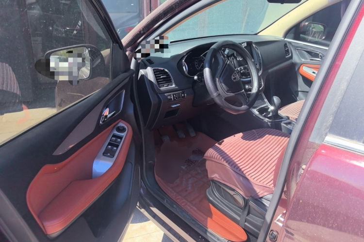 Used Baojun 560 2015 1.8L Manual Elite Edition Driver Seat