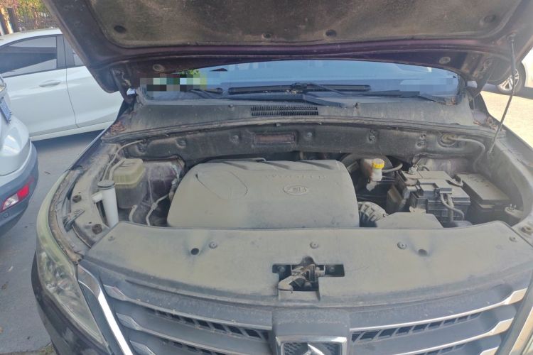 Used Baojun 560 2015 1.8L Manual Elite Edition Engine Bay Right