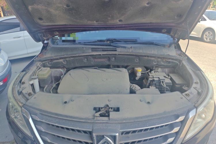 Used Baojun 560 2015 1.8L Manual Elite Edition Engine Bay