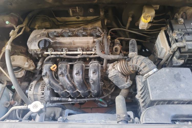 Used Baojun 560 2015 1.8L manual Comfort trim level Engine Bay