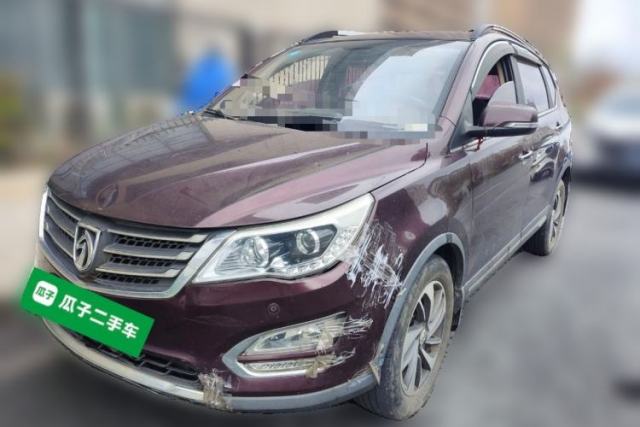 Used Baojun 560 2015 1.8L manual luxury version