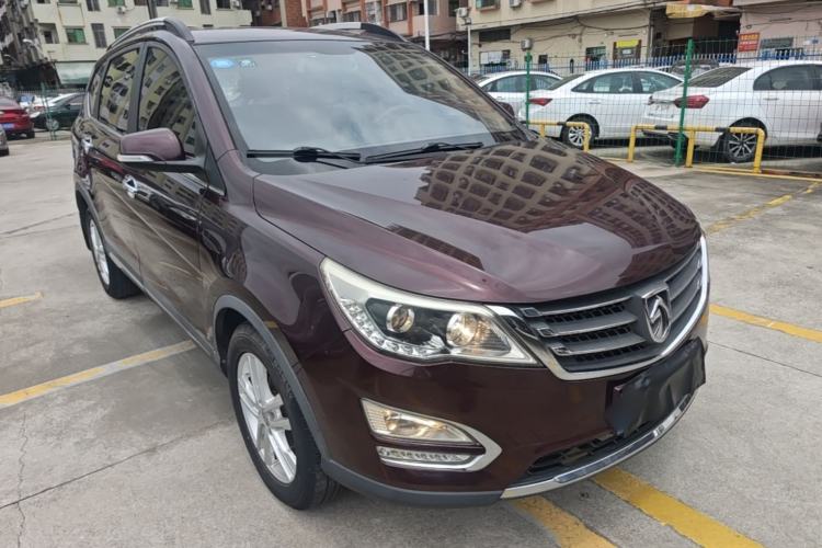 Used Baojun 560 2015 1.8L Manual Elite Edition Exterior 1