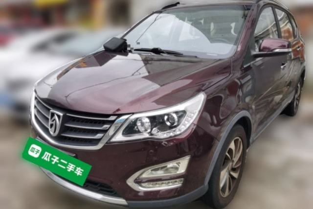 Used Baojun 560 2015 1.8L manual luxury version