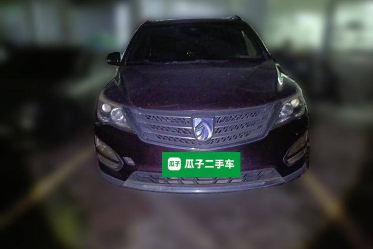 Used Baojun 560 2015 1.8L manual Comfort trim level Front